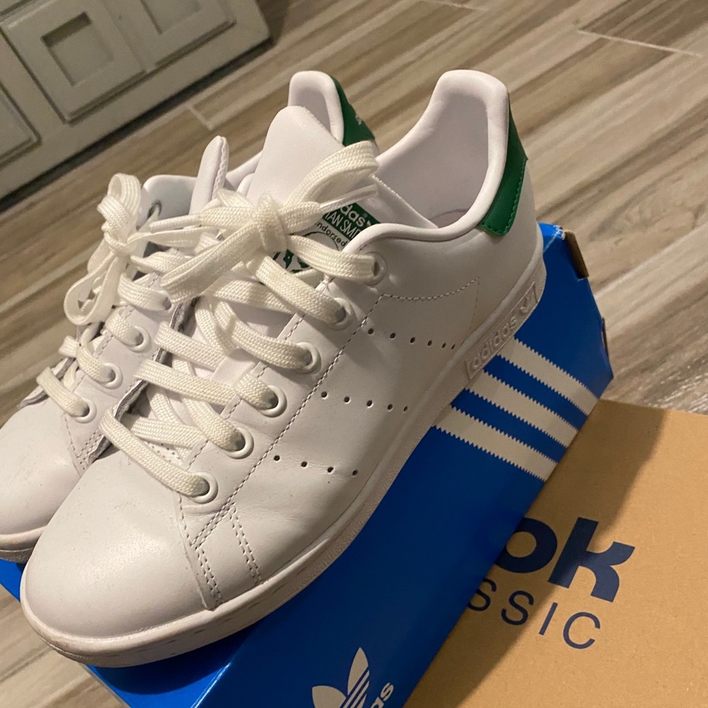 Women Stan smith